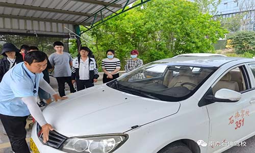 南京石佛驾校.jpg 南京石佛驾校.jpg